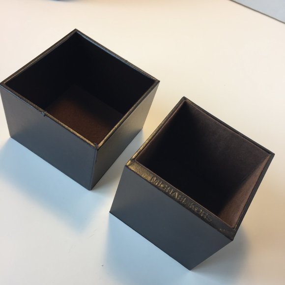 ⌚︎🎁⌚︎MICHAEL KORS Empty Watch Box⌚︎🎁⌚︎V1785 0414 - Picture 4 of 5